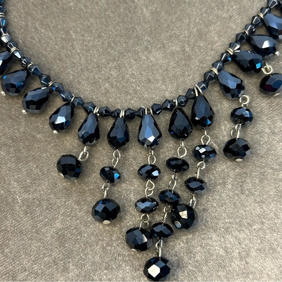 BLACK beaded bib necklace - Picture 5 of 9